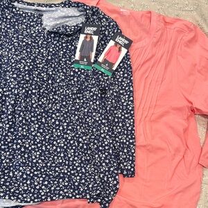 NWT Lands' End Navy Floral  & Coral Pintuck Top Set